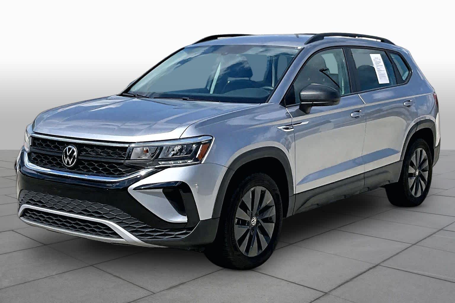 2023 Volkswagen Taos photo 2 of 63