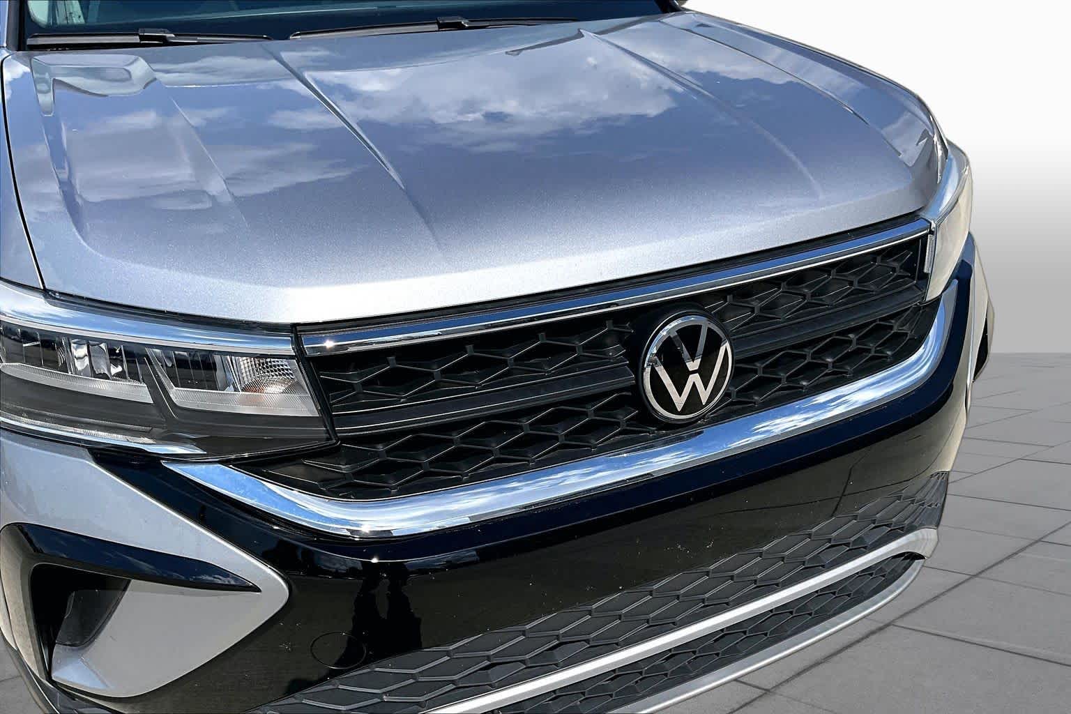2023 Volkswagen Taos photo 53 of 63