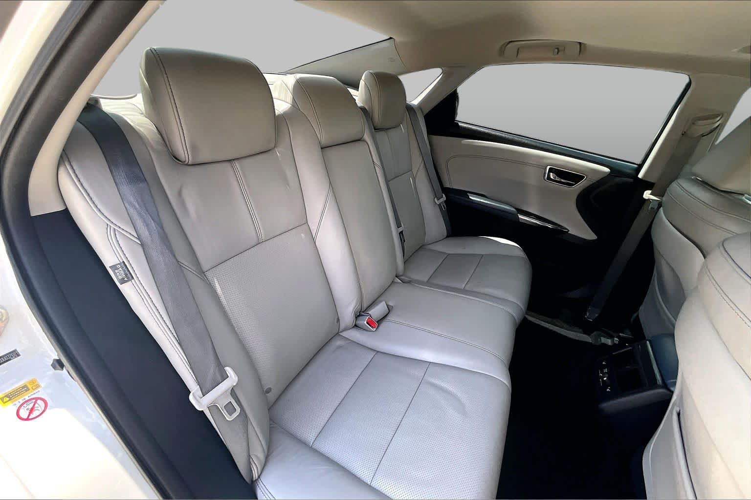 2013 Toyota Avalon Limited Blizzard Pearl at Tomball Ford