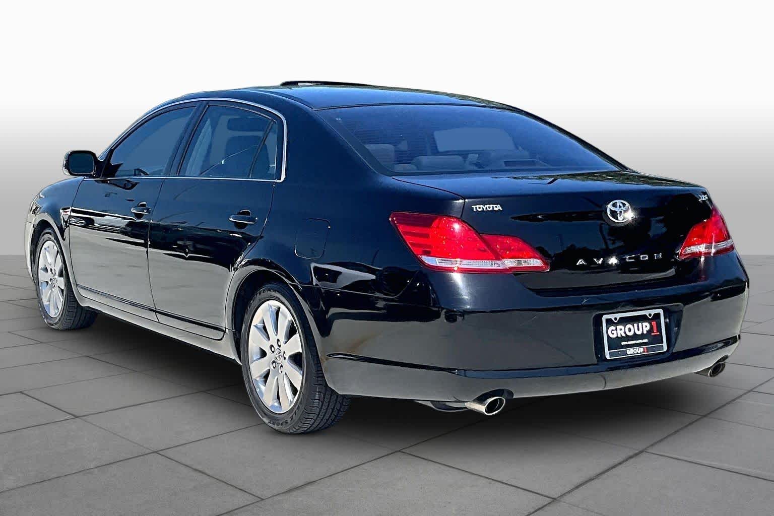 2007 Toyota Avalon XLS Black at Westside Kia