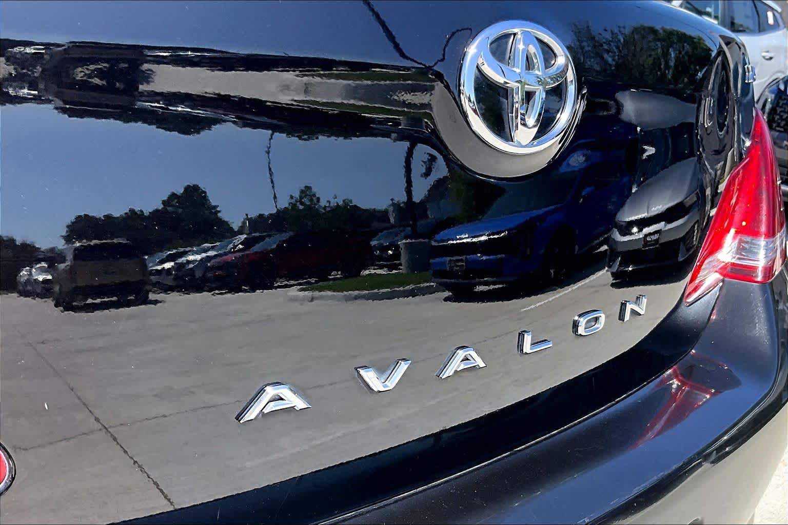 2007 Toyota Avalon XLS Black at Westside Kia