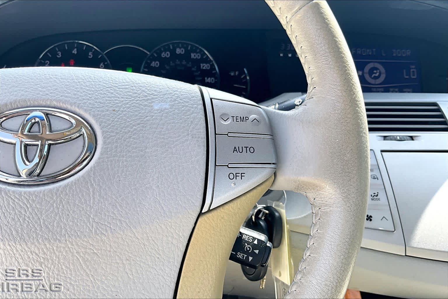2007 Toyota Avalon XLS Black at Westside Kia