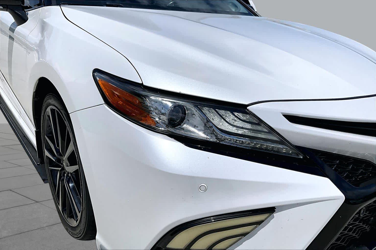2020 Toyota Camry XSE V6 Wind Chill Pearl/Midnight Black Metallic at Beck & Masten Kia
