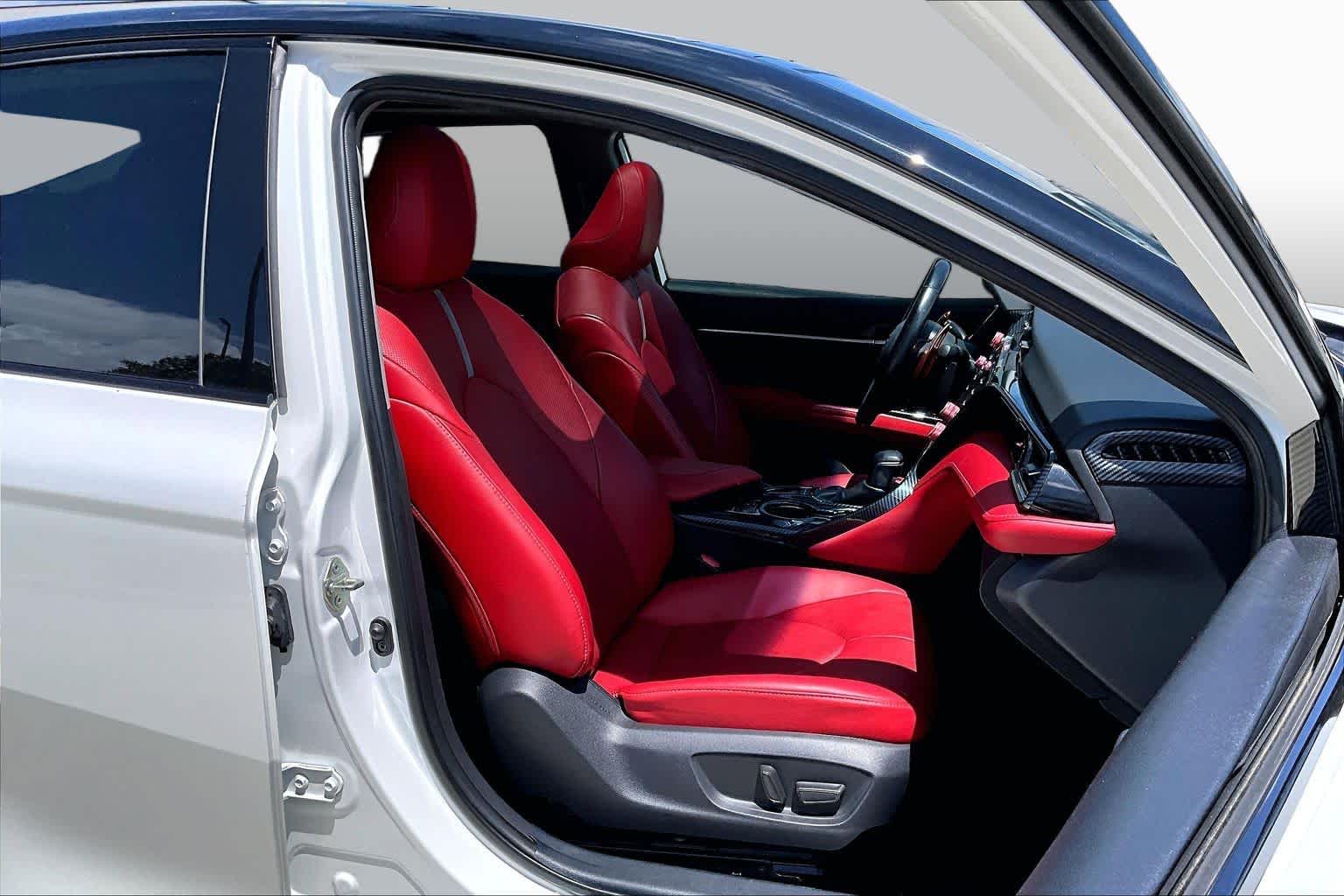 2020 Toyota Camry XSE V6 Wind Chill Pearl/Midnight Black Metallic at Beck & Masten Kia