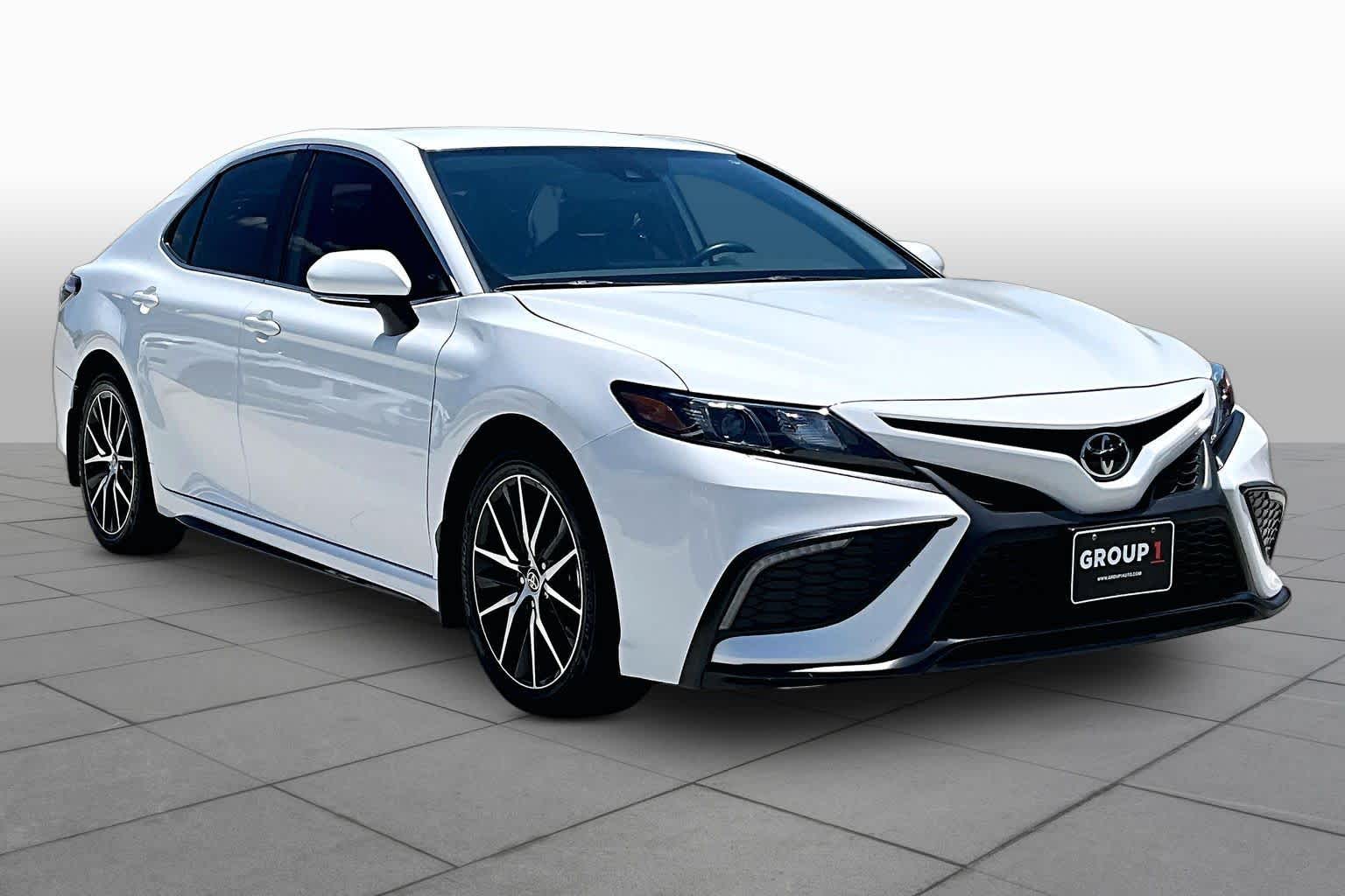 2023 Toyota Camry SE Ice Cap at Group 1 Toyota Southwest