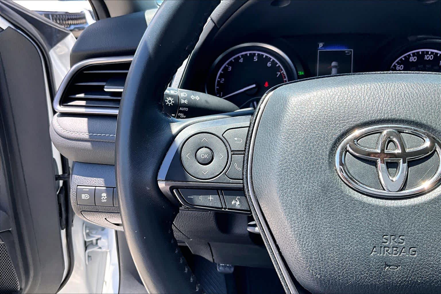 2023 Toyota Camry SE Ice Cap at Group 1 Toyota Southwest