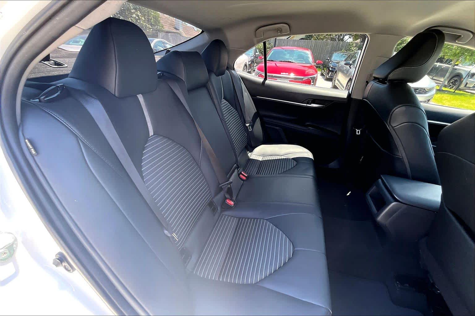 2023 Toyota Camry SE Ice Cap at Group 1 Toyota Southwest