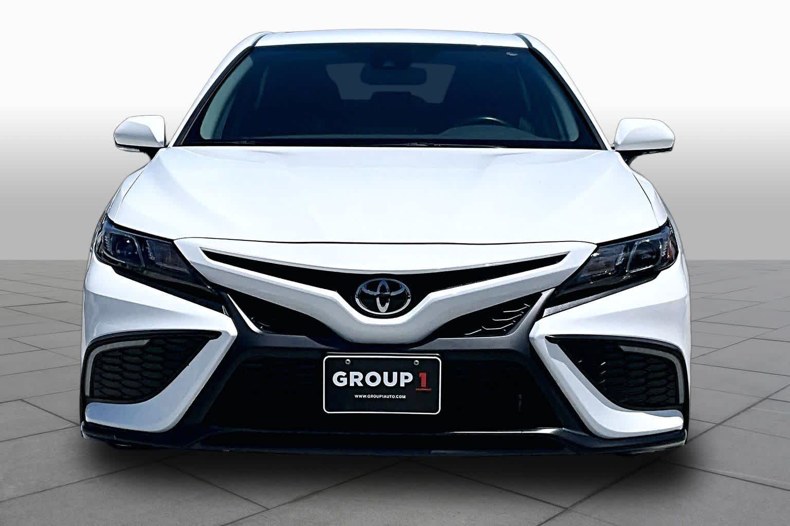 2023 Toyota Camry SE Ice Cap at Group 1 Toyota Southwest