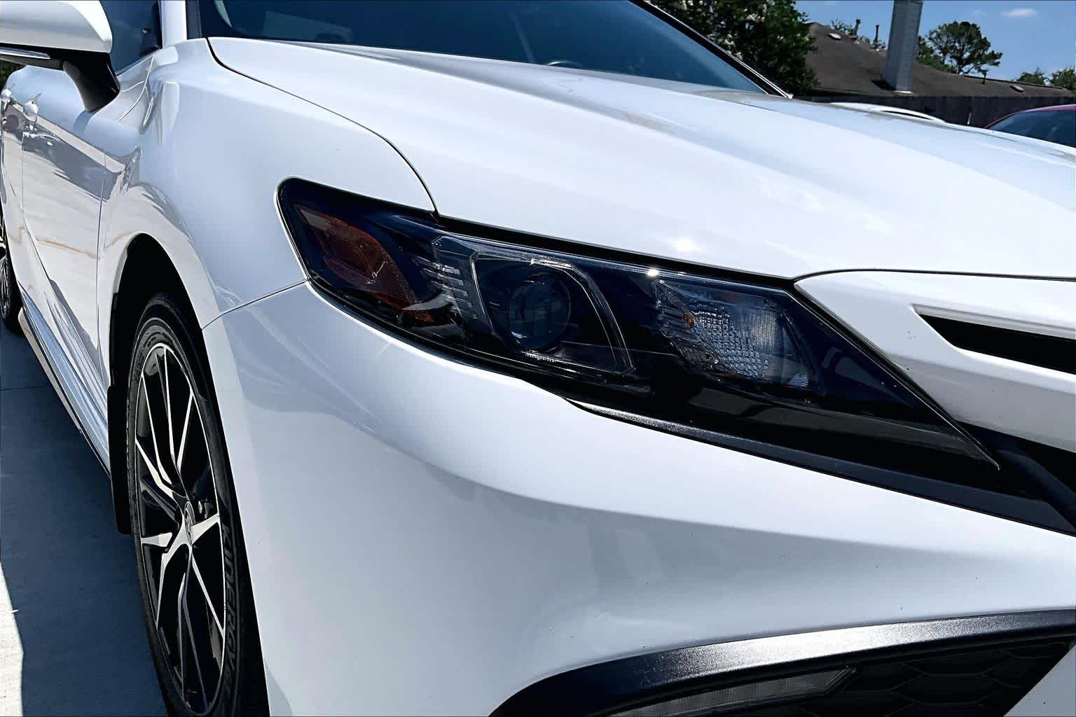 2023 Toyota Camry SE Ice Cap at Group 1 Toyota Southwest