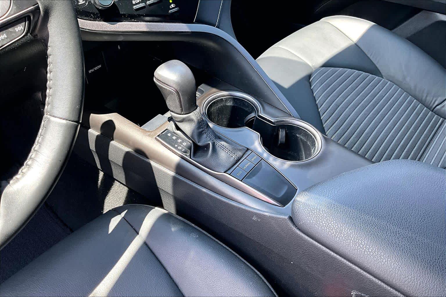 2023 Toyota Camry SE Ice Cap at Group 1 Toyota Southwest