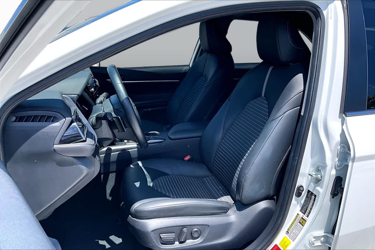2023 Toyota Camry SE Ice Cap at Group 1 Toyota Southwest