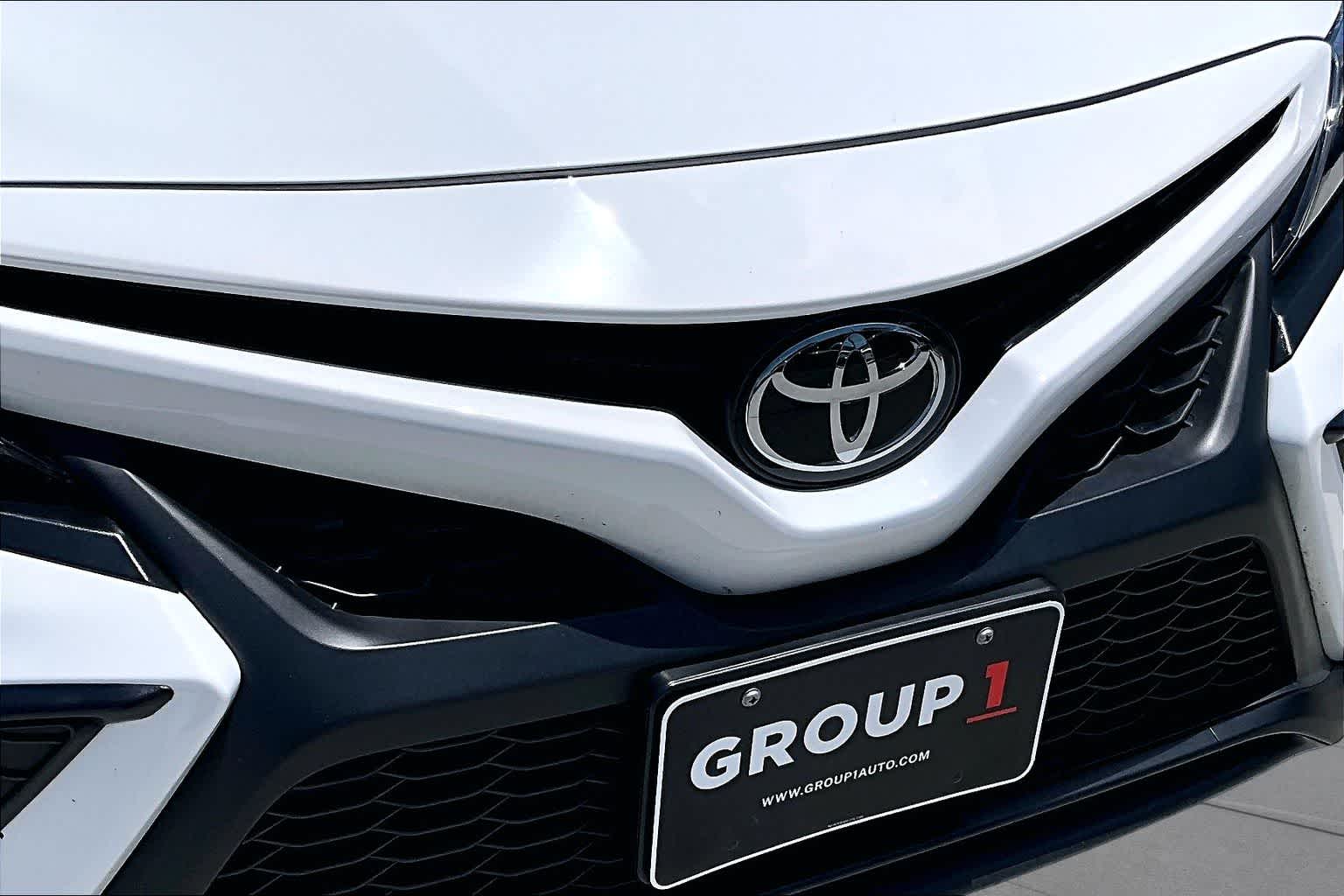 2023 Toyota Camry SE Ice Cap at Group 1 Toyota Southwest