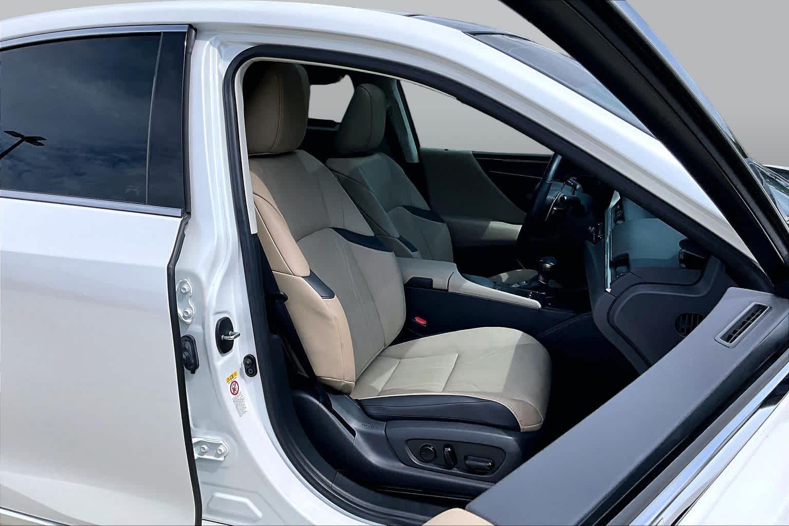 2019 Lexus ES 350 Ultra Luxury - 8