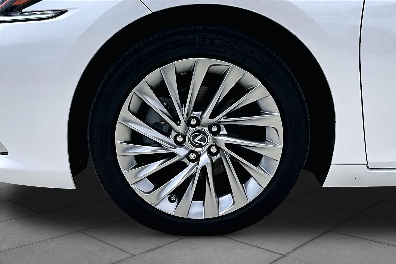 2019 Lexus ES 350 Ultra Luxury  Eminent White Pearl at Lexus Southwest Houston