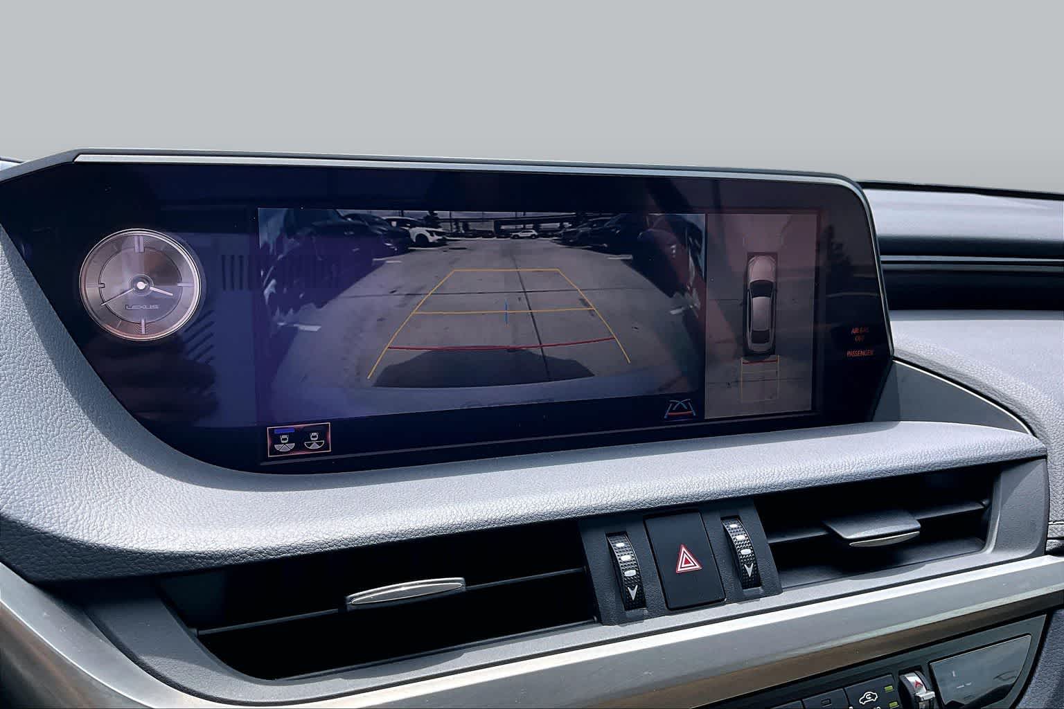 2019 Lexus ES 350 Ultra Luxury  Eminent White Pearl at Lexus Southwest Houston