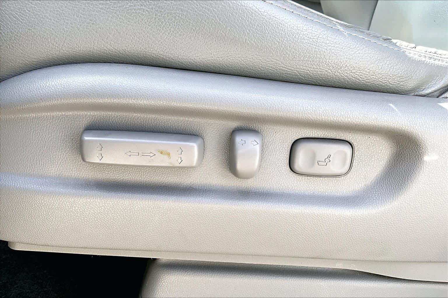 2015 Honda Odyssey EX Alabaster Silver Metallic at AutoNation USA Houston