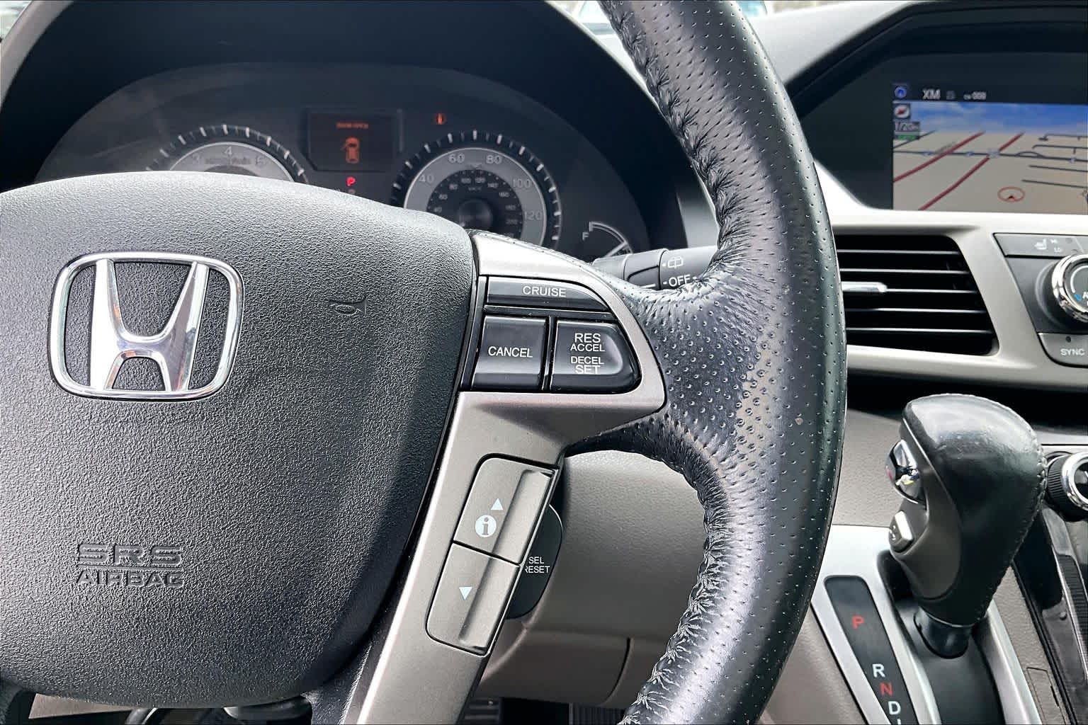 2016 Honda Odyssey Touring White Diamond Pearl at AutoNation USA Katy