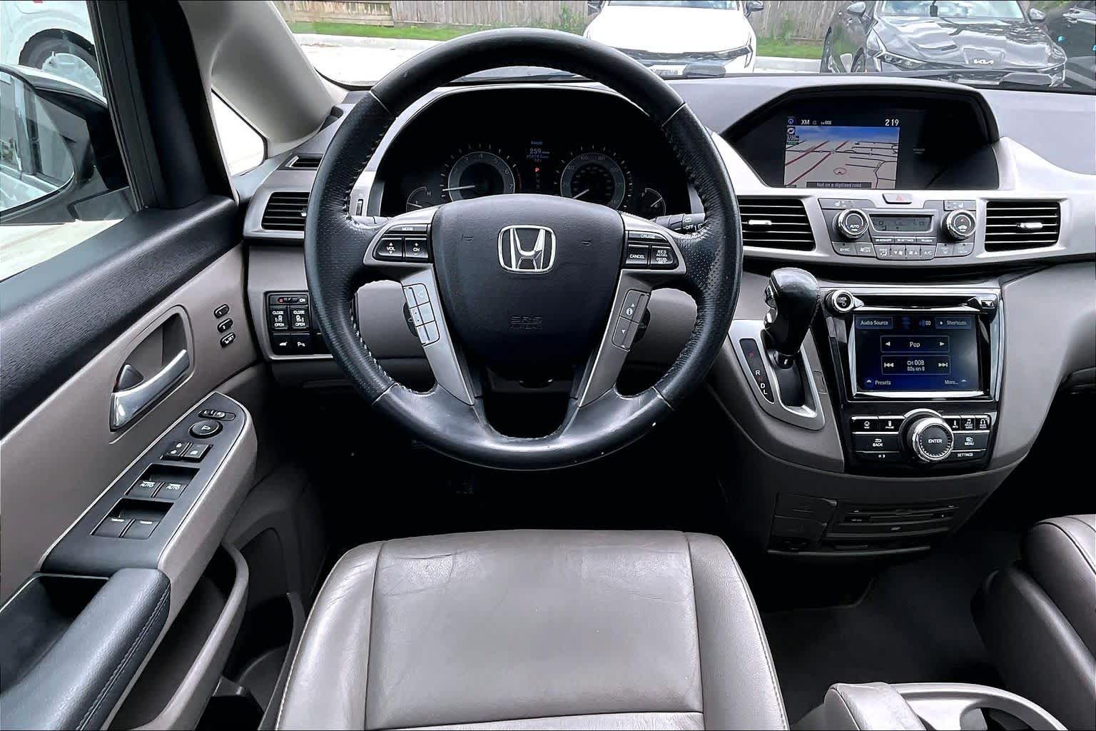 2016 Honda Odyssey Touring White Diamond Pearl at AutoNation USA Katy