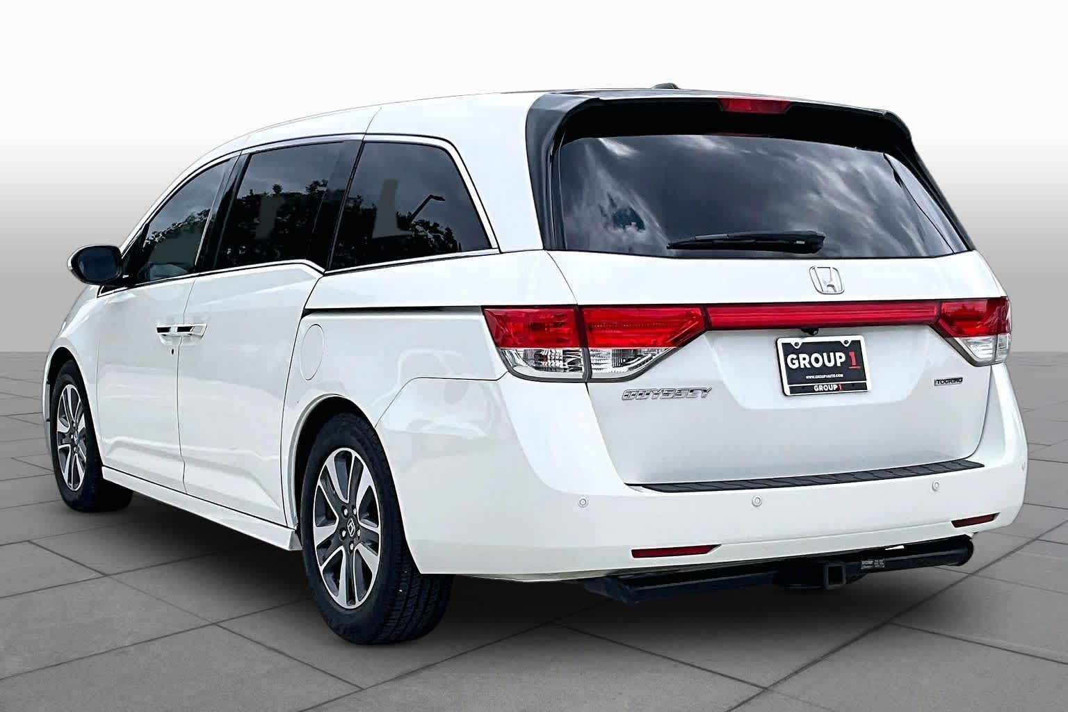 2016 Honda Odyssey Touring White Diamond Pearl at AutoNation USA Katy