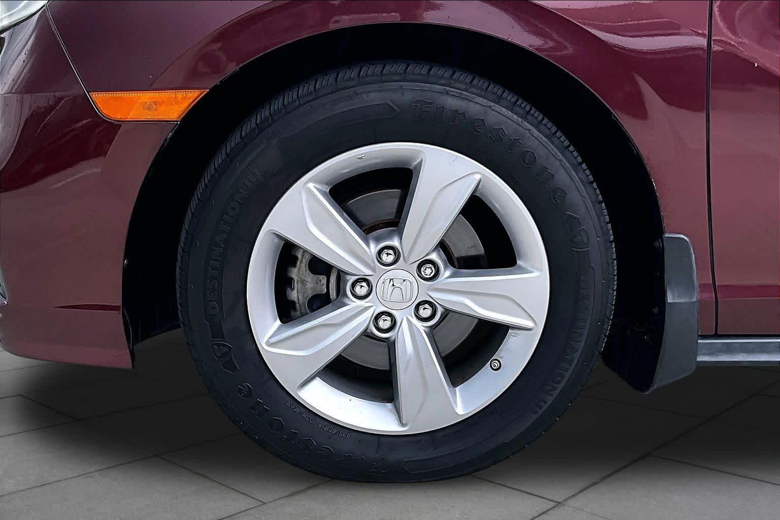 2018 Honda Odyssey EX-L Deep Scarlet Pearl at Group 1 Toyota Southwest