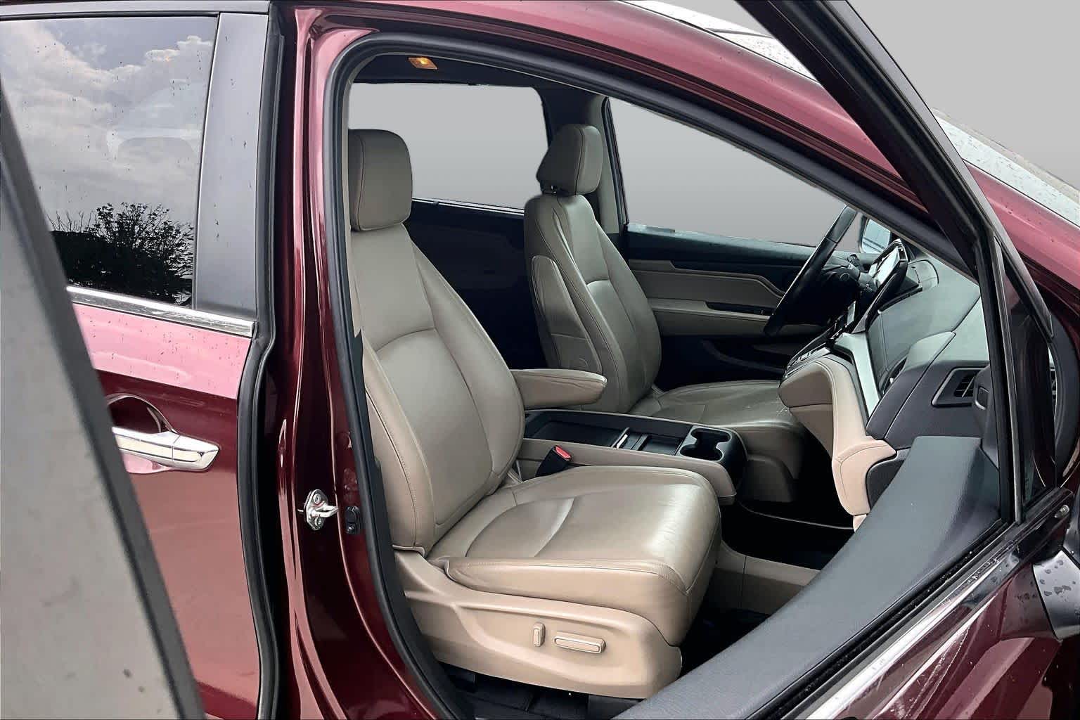 2018 Honda Odyssey EX-L Deep Scarlet Pearl at Group 1 Toyota Southwest