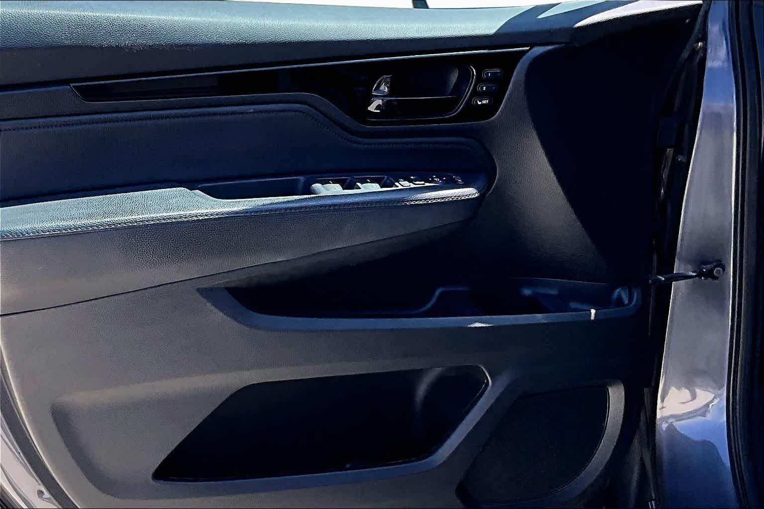 2022 Honda Odyssey Touring Modern Steel Metallic at Honda of Clear Lake