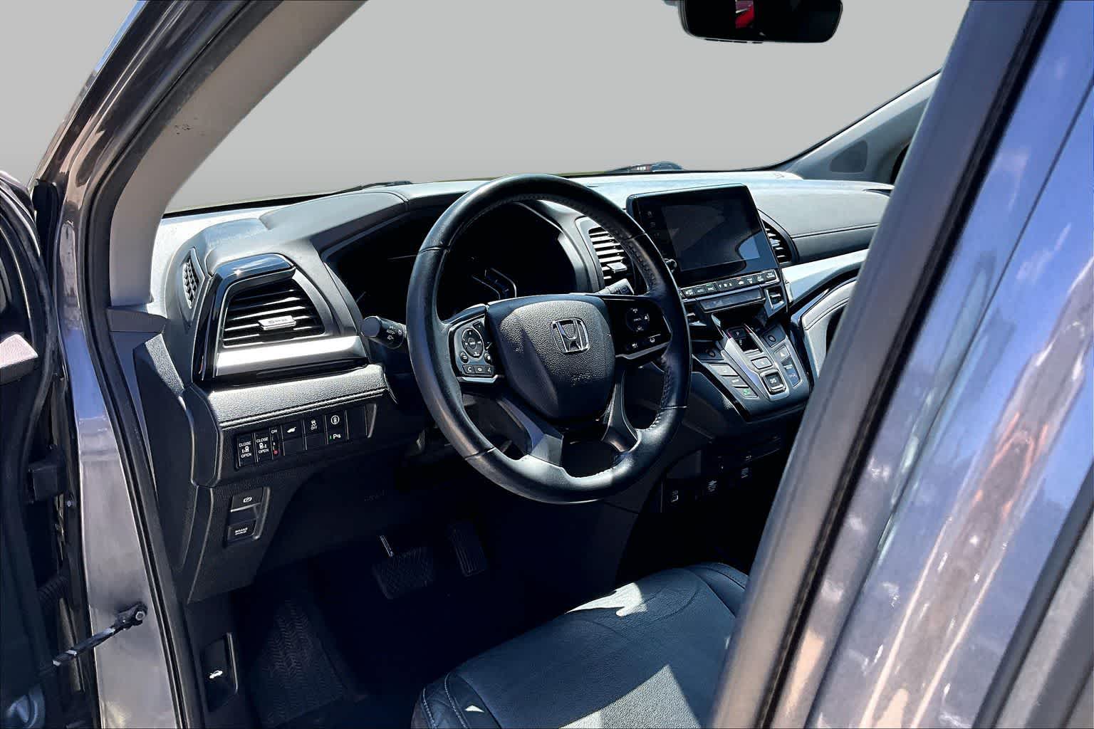 2022 Honda Odyssey Touring Modern Steel Metallic at Honda of Clear Lake
