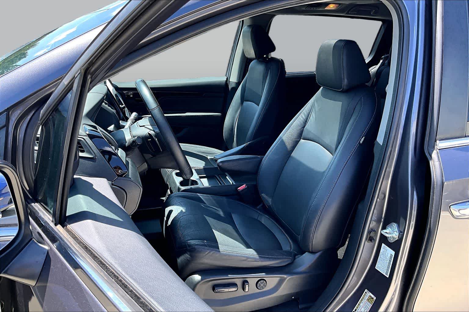 2022 Honda Odyssey Touring Modern Steel Metallic at Honda of Clear Lake
