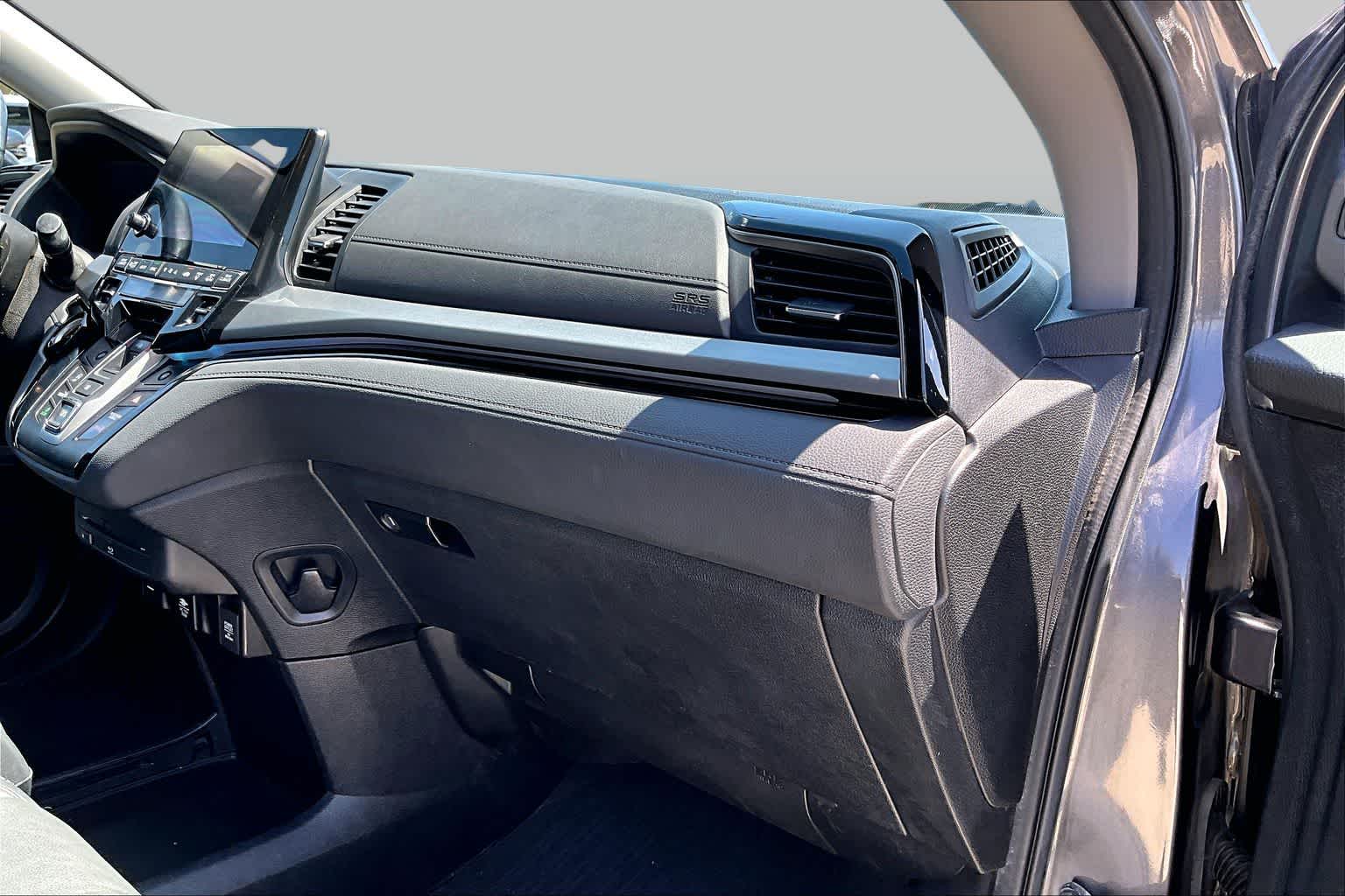 2022 Honda Odyssey Touring Modern Steel Metallic at Honda of Clear Lake