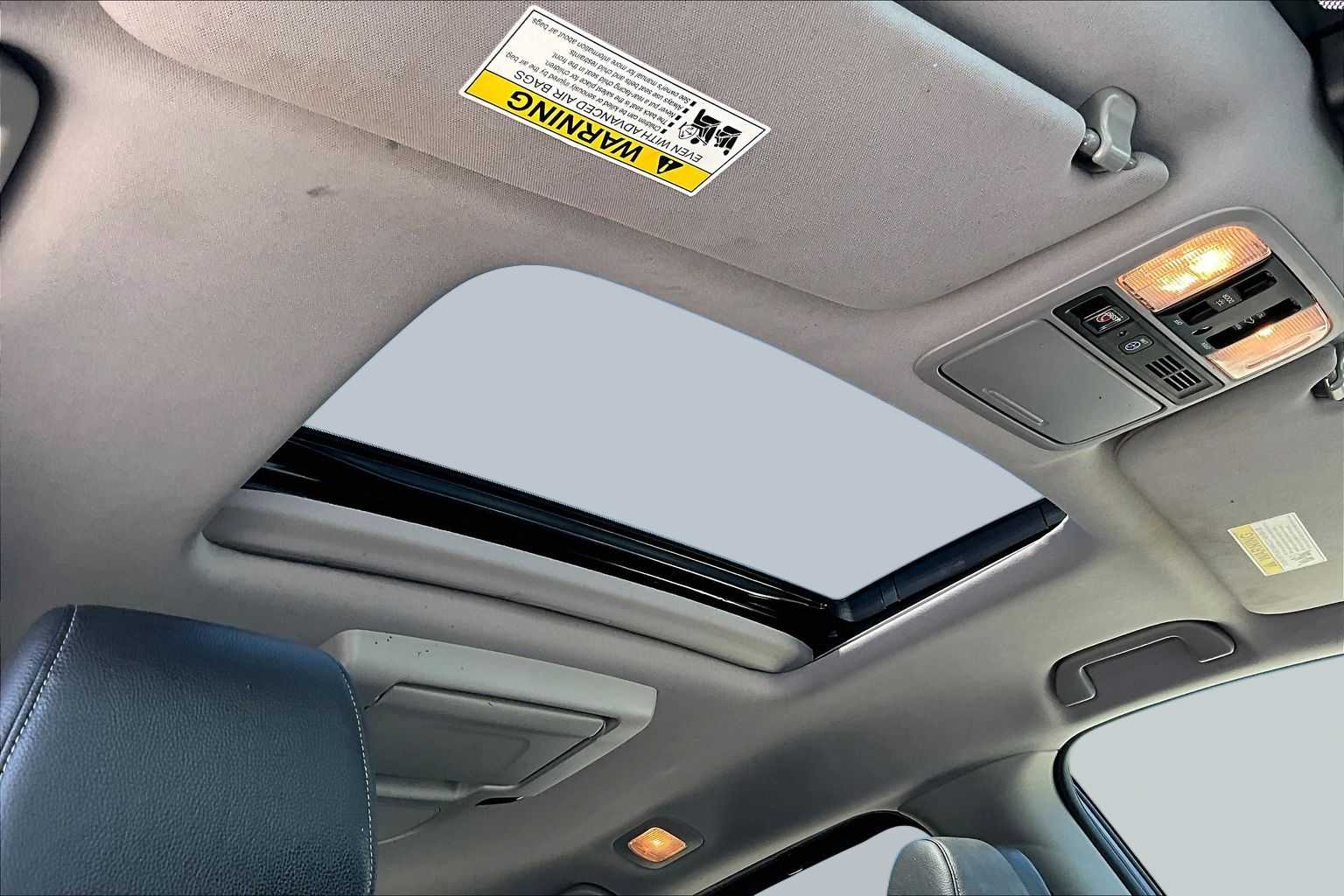 2022 Honda Odyssey Touring Modern Steel Metallic at Honda of Clear Lake