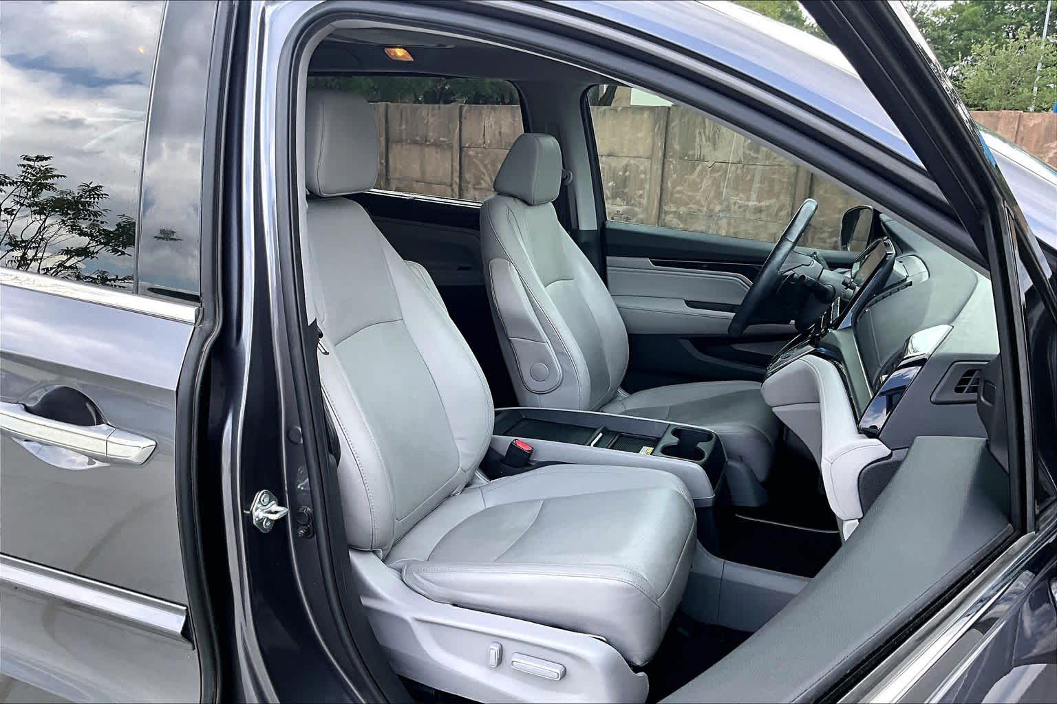 2019 Honda Odyssey Elite Modern Steel Metallic at Lexus Southwest Houston