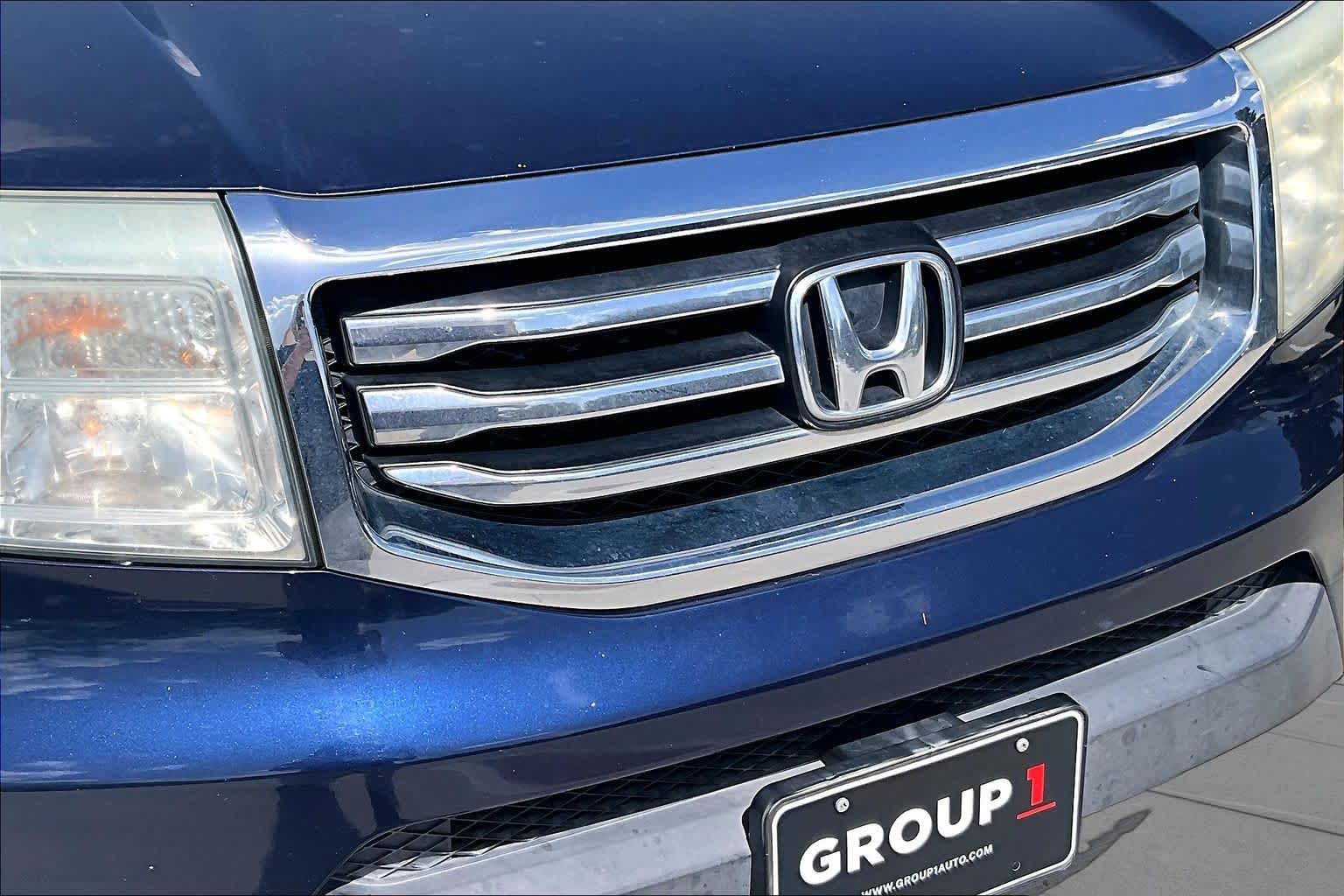 2015 Honda Pilot Touring Obsidian Blue Pearl at Tomball Ford