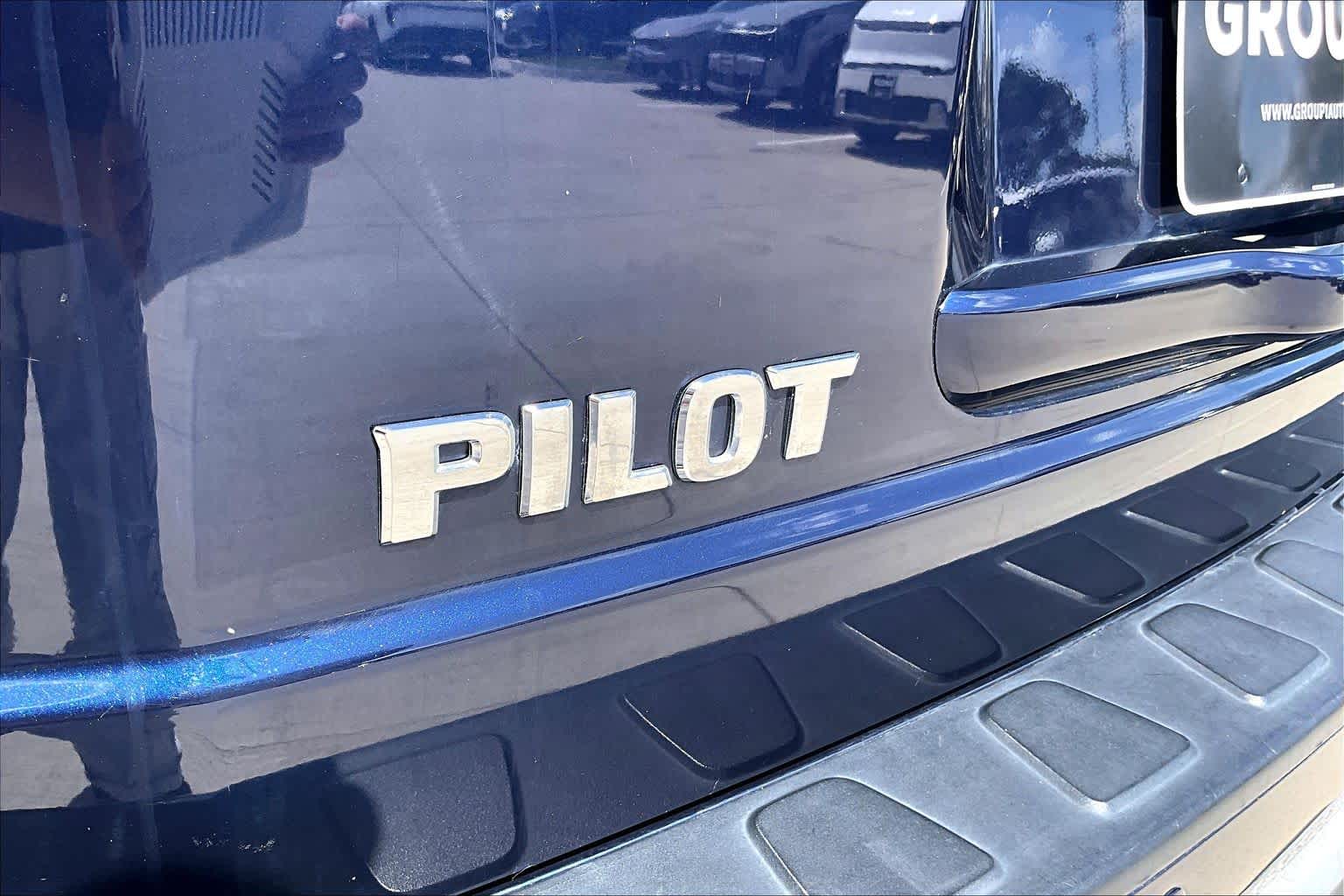 2015 Honda Pilot Touring Obsidian Blue Pearl at Tomball Ford