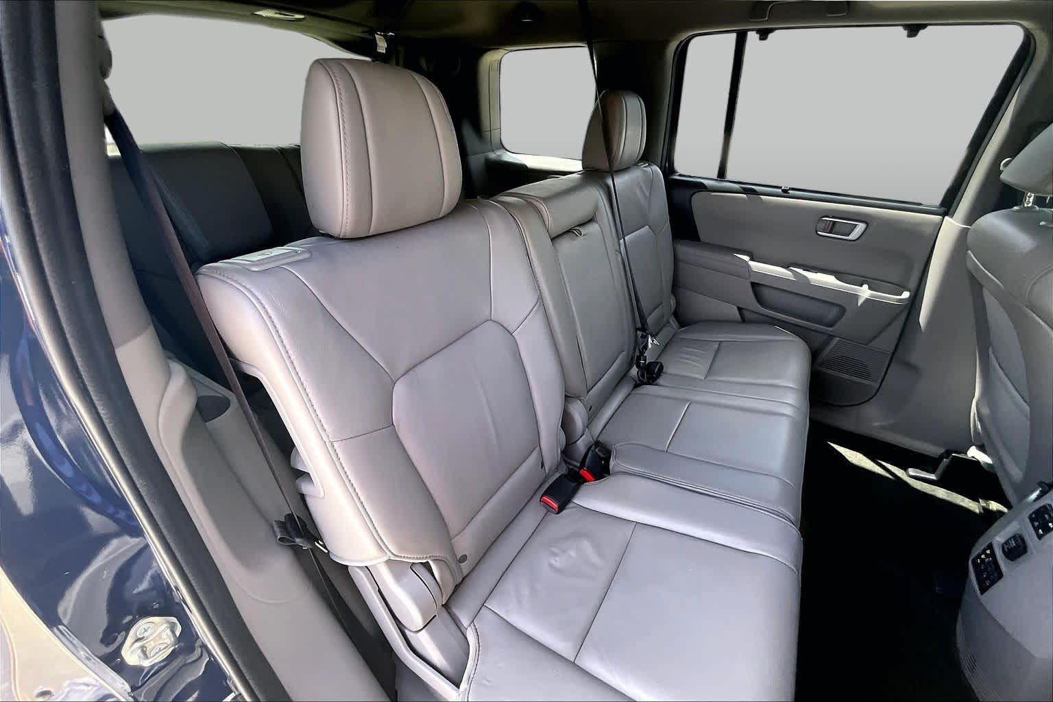 2015 Honda Pilot Touring Obsidian Blue Pearl at Tomball Ford