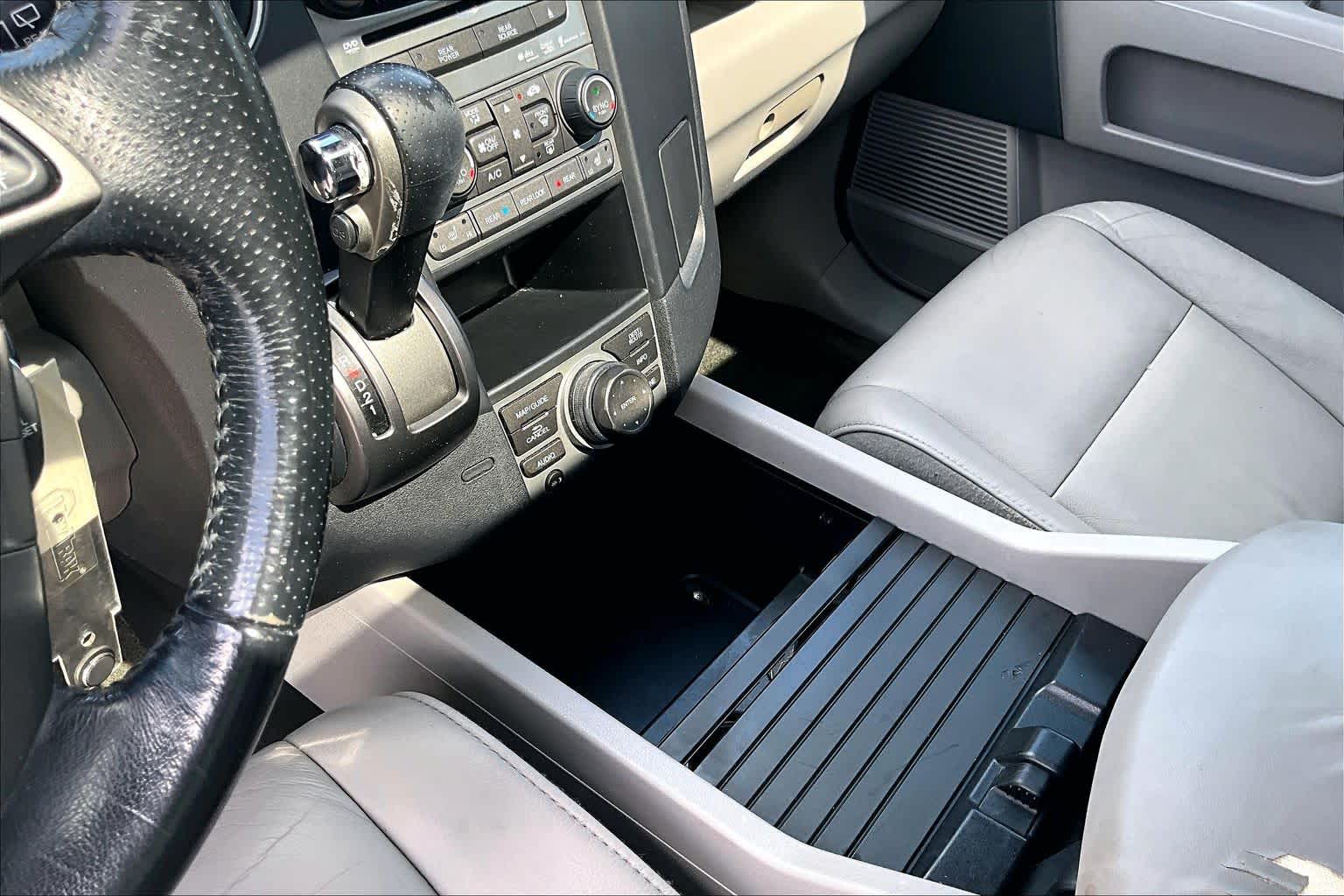 2015 Honda Pilot Touring Obsidian Blue Pearl at Tomball Ford