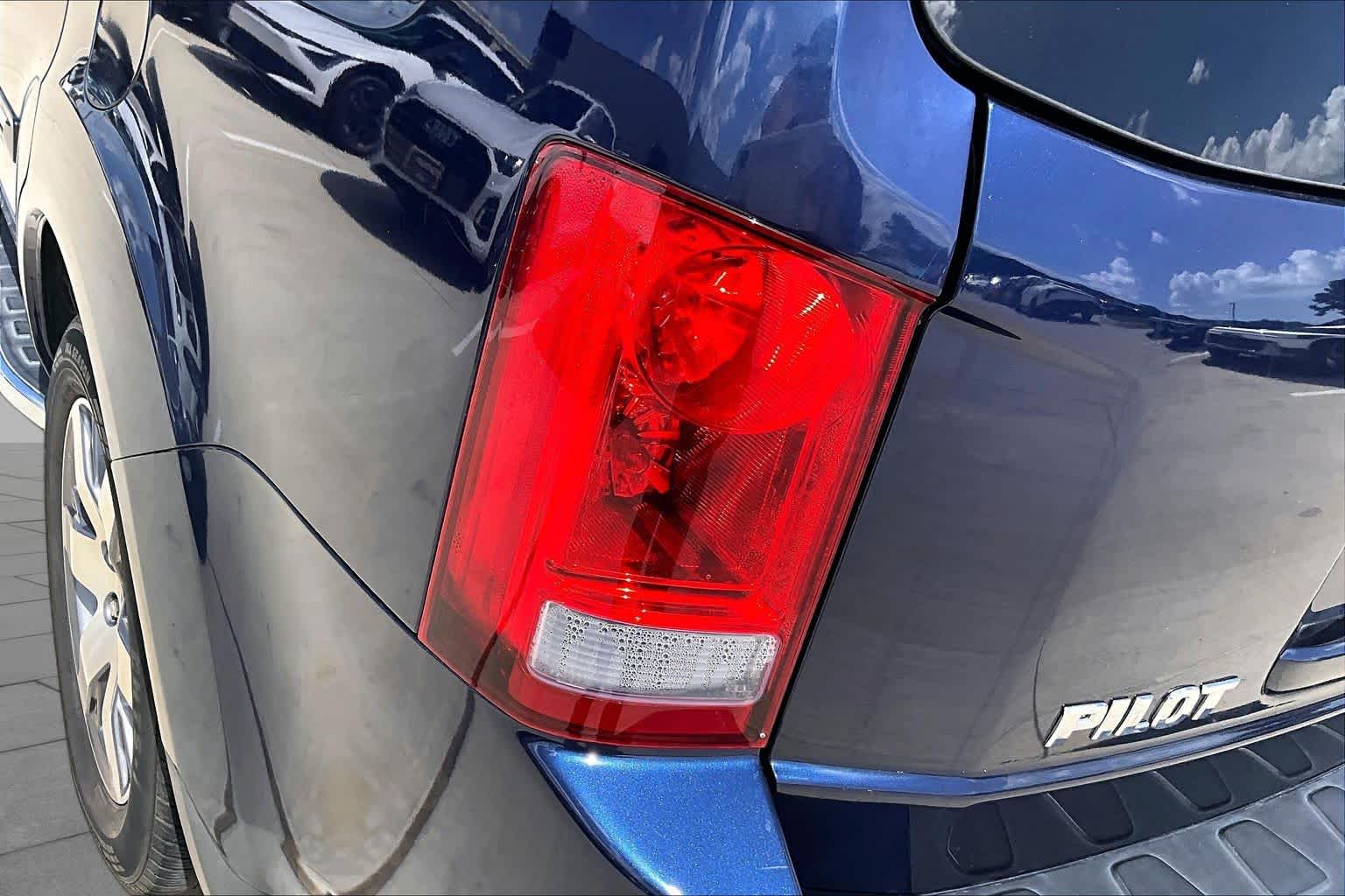2015 Honda Pilot Touring Obsidian Blue Pearl at Tomball Ford