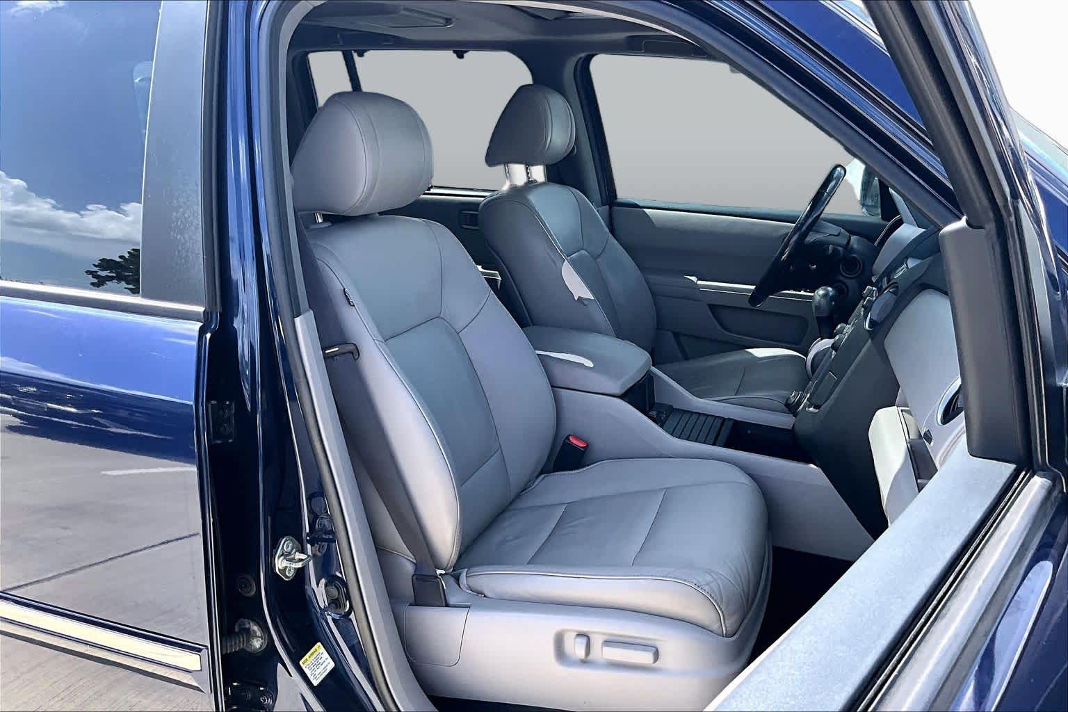 2015 Honda Pilot Touring Obsidian Blue Pearl at Tomball Ford