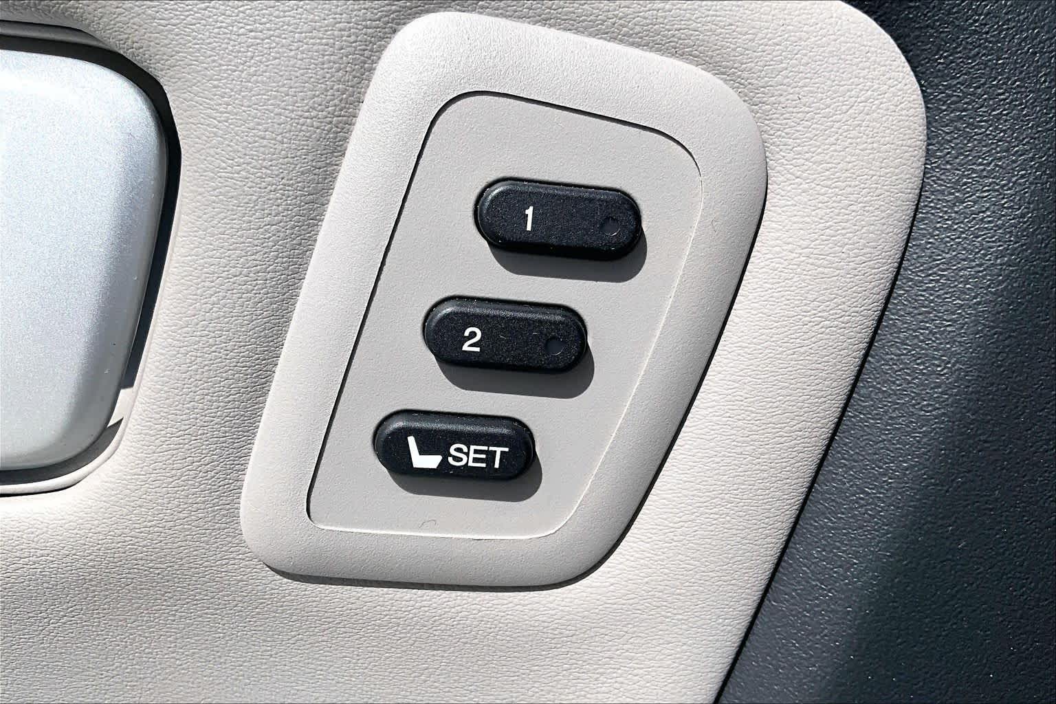 2015 Honda Pilot Touring Obsidian Blue Pearl at Tomball Ford