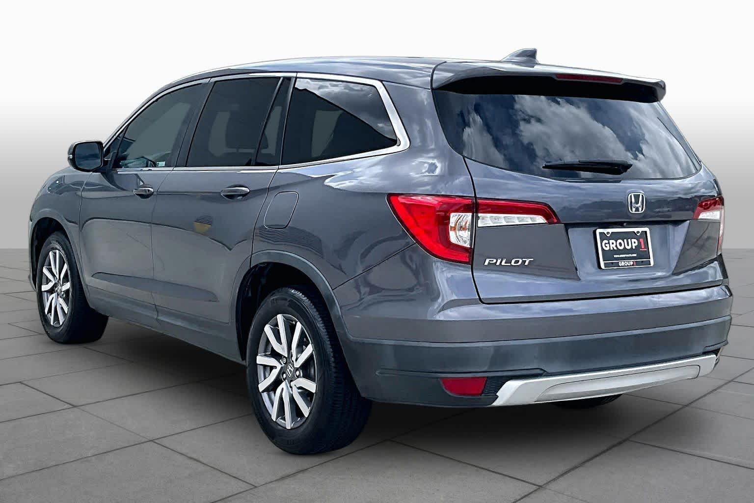 2019 Honda Pilot photo 11 of 33