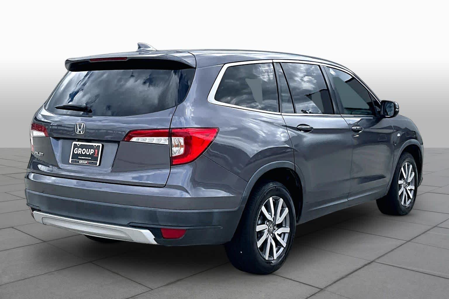 2019 Honda Pilot photo 12 of 33