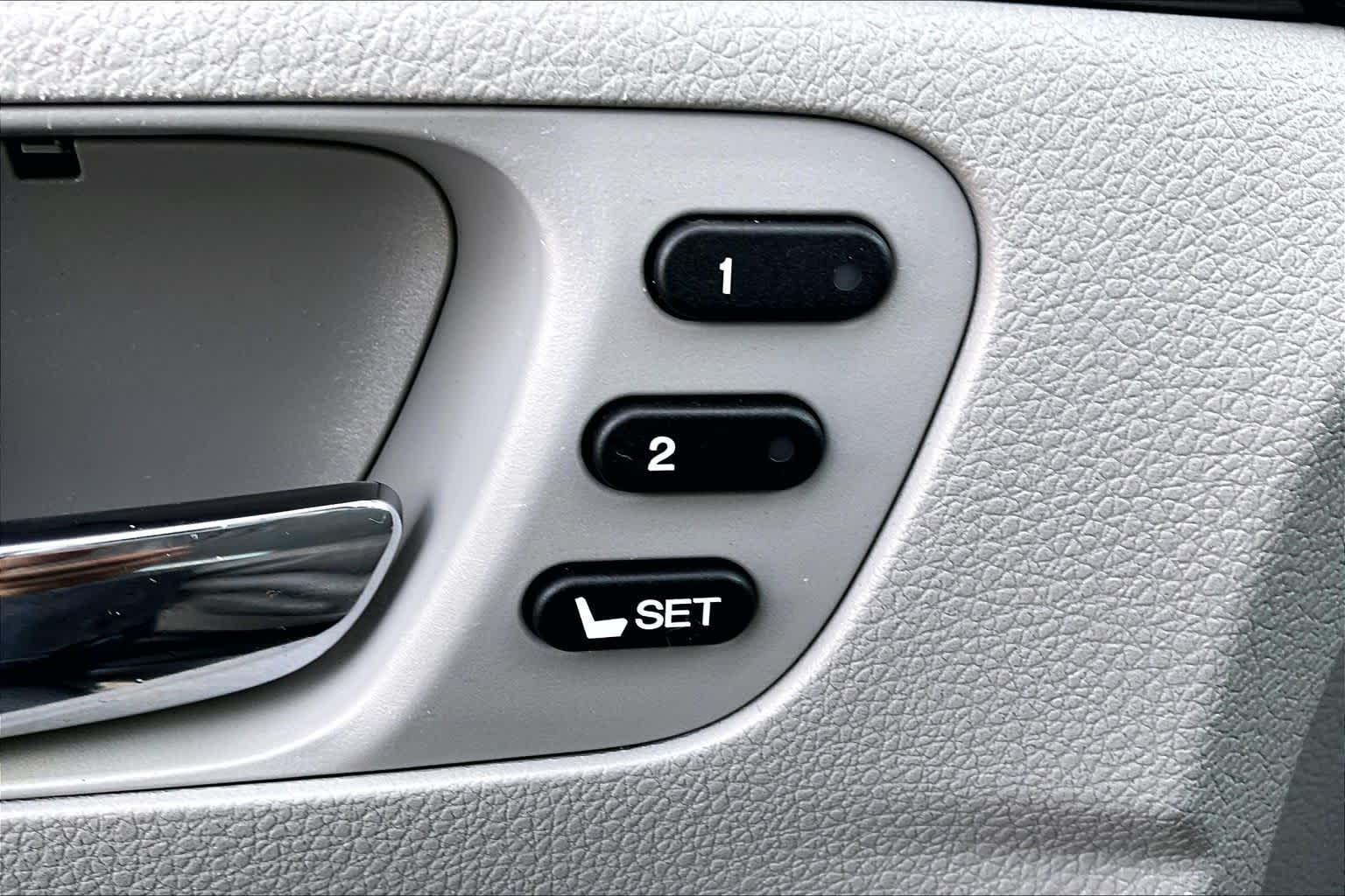 2019 Honda Pilot photo 32 of 33