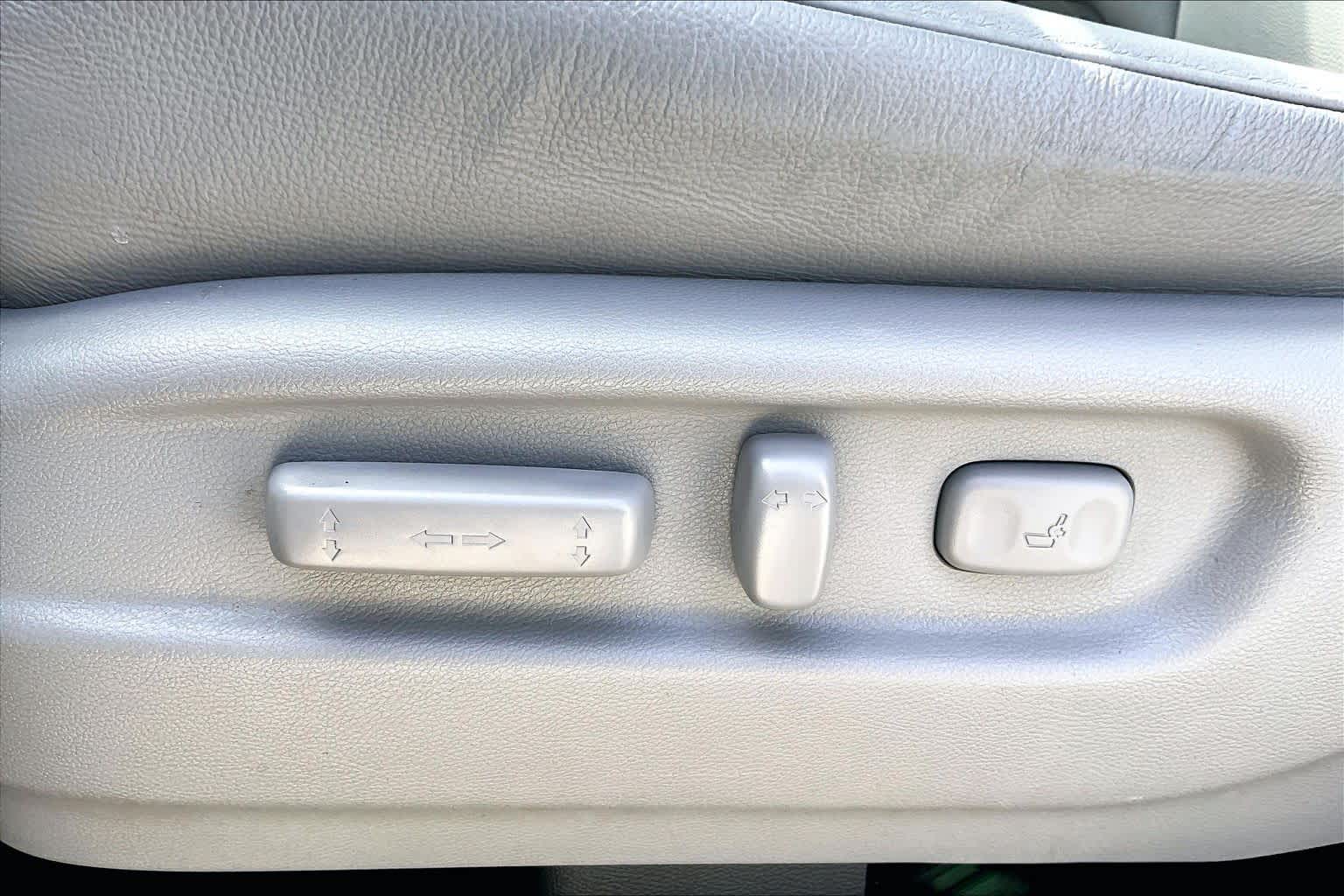 2022 Honda Pilot EX-L Lunar Silver Metallic at Group 1 Toyota Southwest