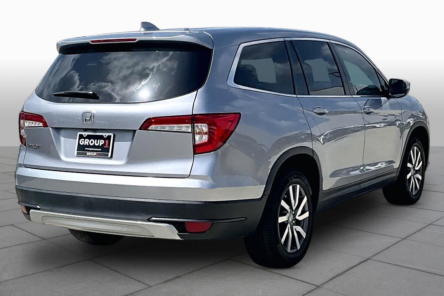 2022 Honda Pilot EX-L Lunar Silver Metallic at Group 1 Toyota Southwest