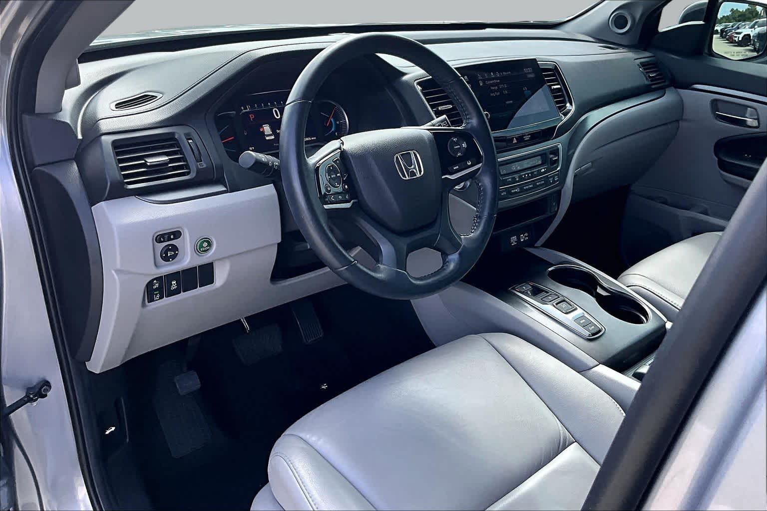 2022 Honda Pilot EX-L Lunar Silver Metallic at Group 1 Toyota Southwest