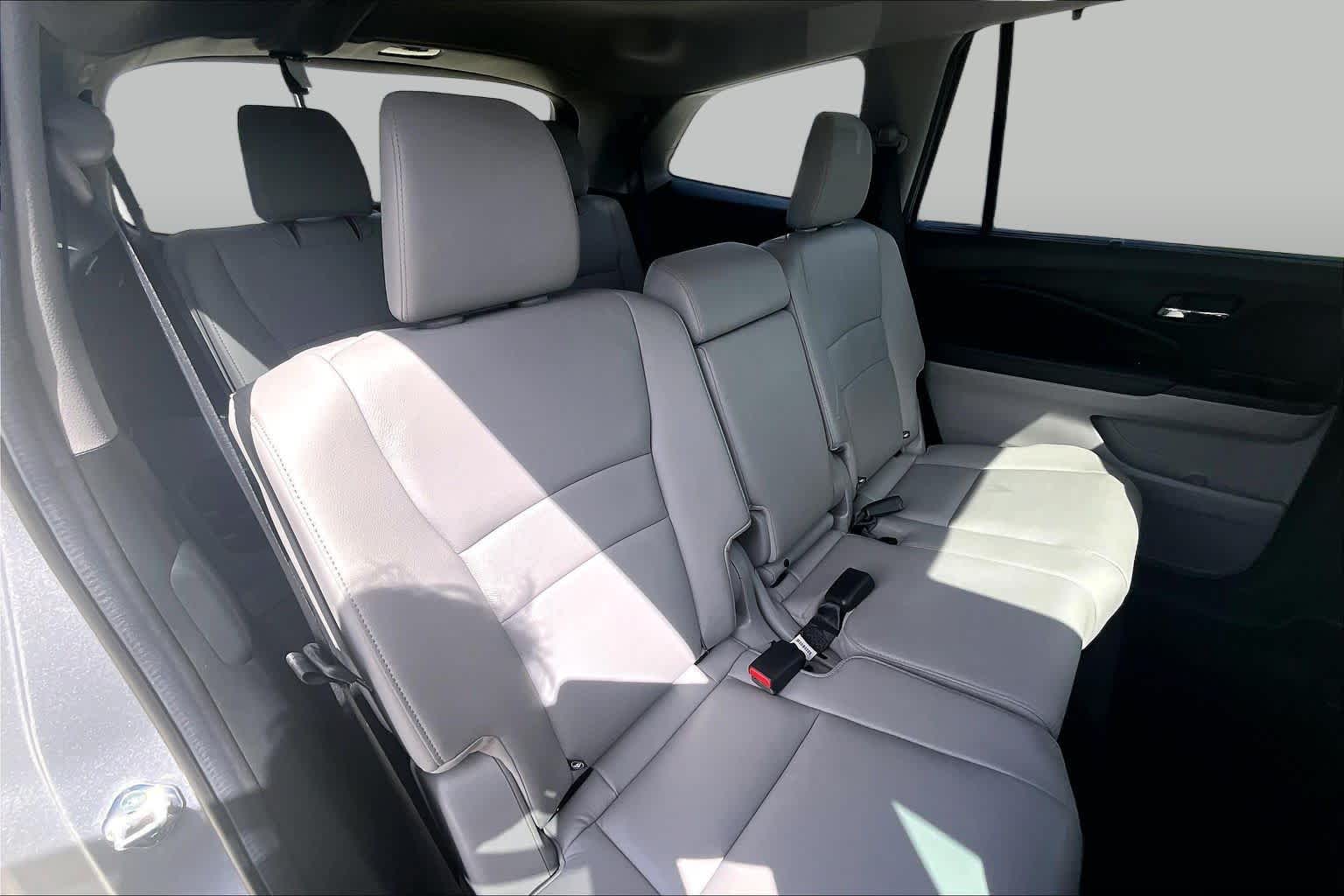 2022 Honda Pilot EX-L Lunar Silver Metallic at Group 1 Toyota Southwest