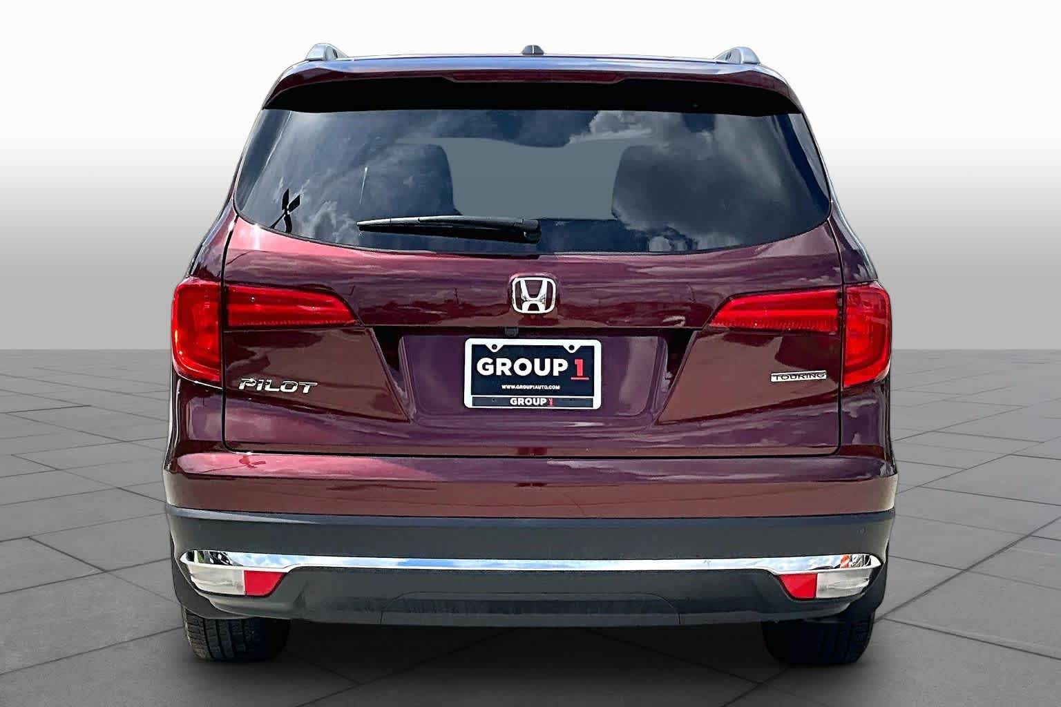 2018 Honda Pilot Touring Deep Scarlet Pearl at Honda of Clear Lake