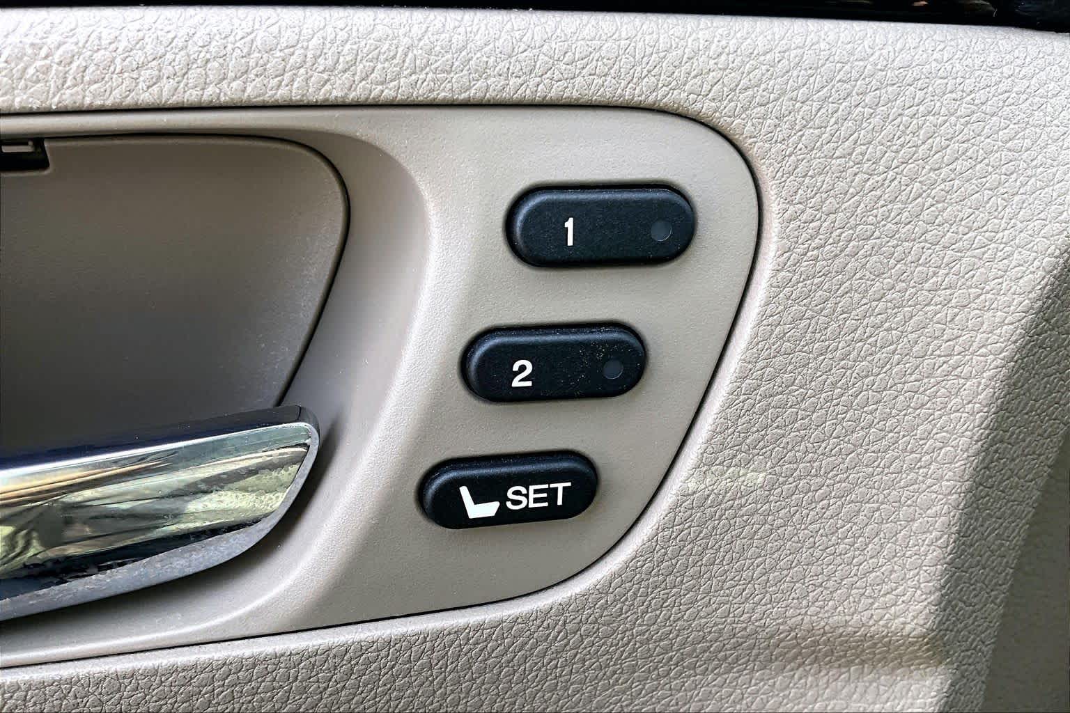 2018 Honda Pilot Touring Deep Scarlet Pearl at Honda of Clear Lake