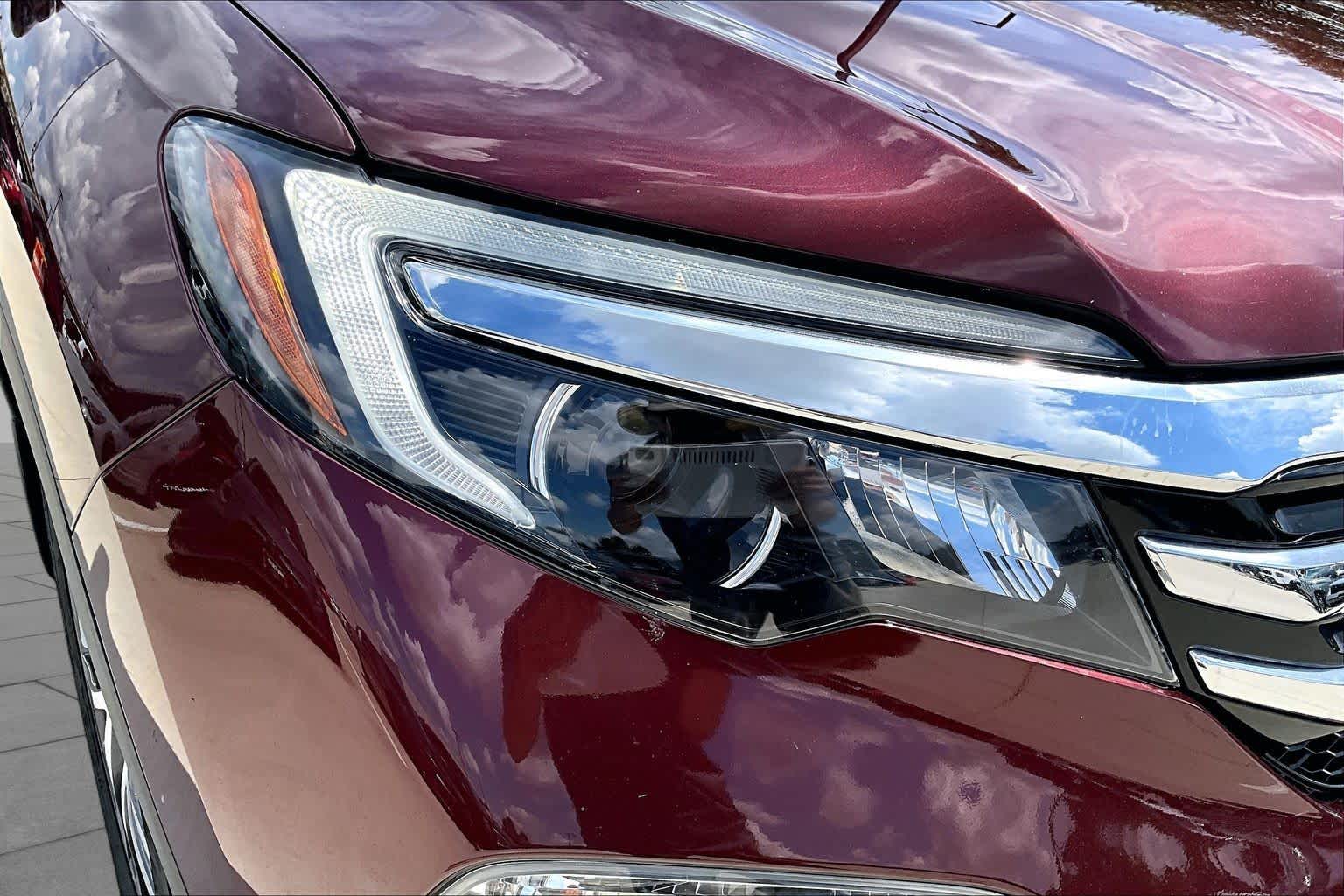 2018 Honda Pilot Touring Deep Scarlet Pearl at Honda of Clear Lake