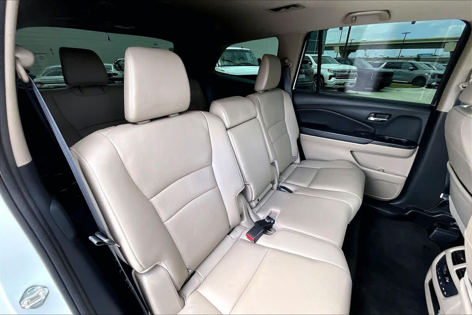 2020 Honda Pilot EX-L Platinum White Pearl at Honda of Clear Lake