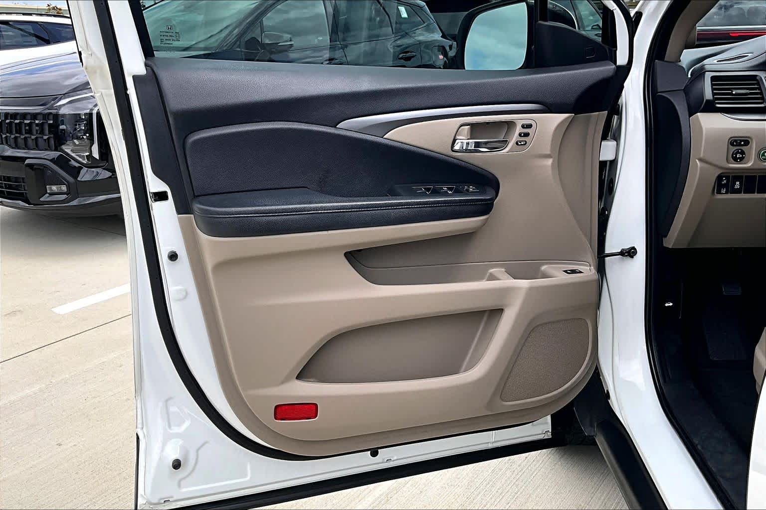 2020 Honda Pilot EX-L Platinum White Pearl at Honda of Clear Lake